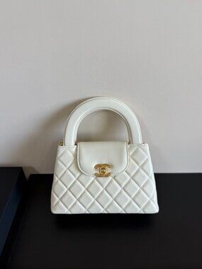 Chanel 23K HandBag With Handle Kelly bag White